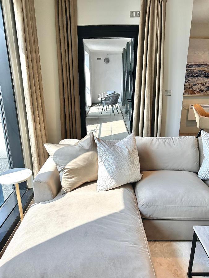 Novu Apartments Liverpool Waterfront エクステリア 写真